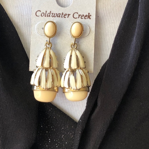 Coldwater Creek Vintage/🆕 Deco Shell pierced earrings - Picture 3 of 7